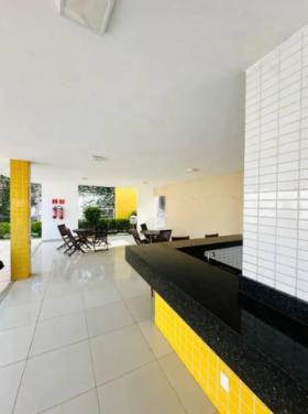 COND CALIFORNIA HOME CLUB