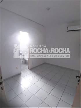 COND RESIDENCIAL CRISTAL-1º ANDAR