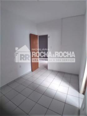 COND RESIDENCIAL CRISTAL-1º ANDAR