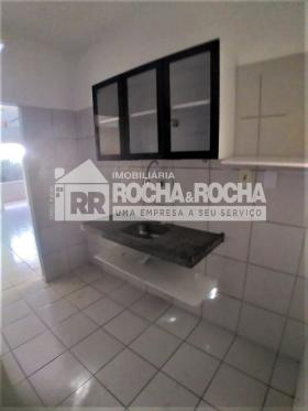 COND RESIDENCIAL CRISTAL-1º ANDAR