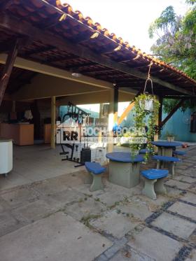 CASA RESINDECIAL + PONTO COMERCIAL - BAIRRO MARQUES