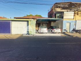 CASA RESINDECIAL + PONTO COMERCIAL - BAIRRO MARQUES