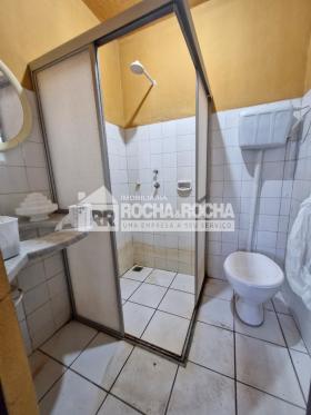 CASA RESINDECIAL + PONTO COMERCIAL - BAIRRO MARQUES
