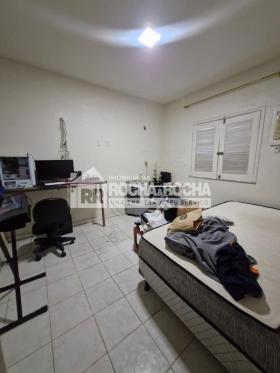 CASA RESINDECIAL + PONTO COMERCIAL - BAIRRO MARQUES