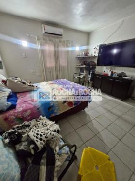 CASA RESINDECIAL + PONTO COMERCIAL - BAIRRO MARQUES