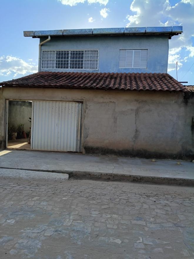 CASA NA CIDADE DE ALTOS/ PI